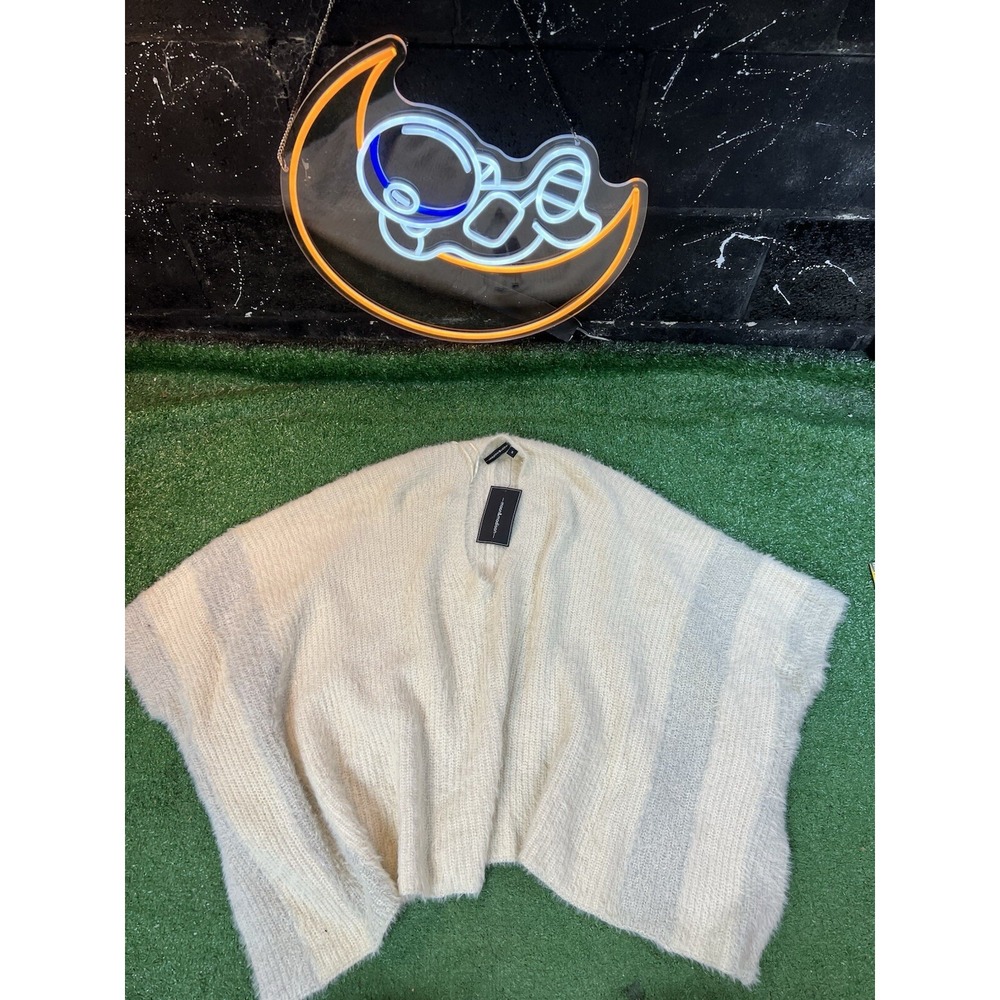 NWT Moon & Madison‎ Poncho Sweater Cream Pullover Fringe Chunky Boho size SM